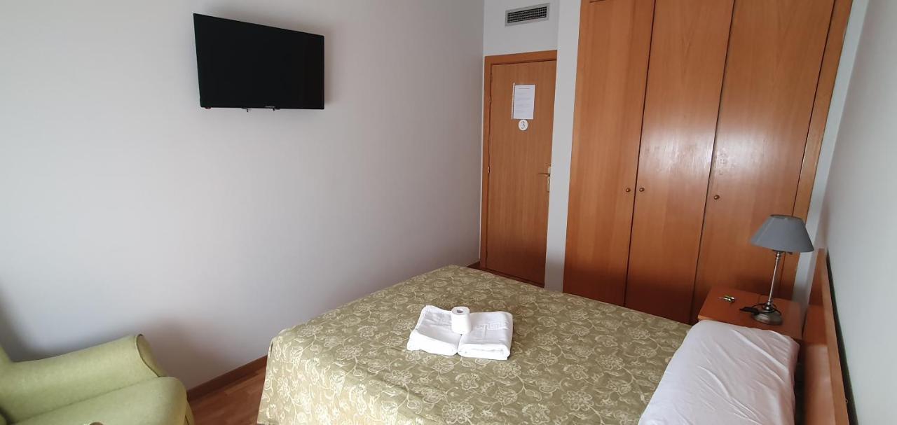 Rooms Suite Planetario Madrid Exterior foto